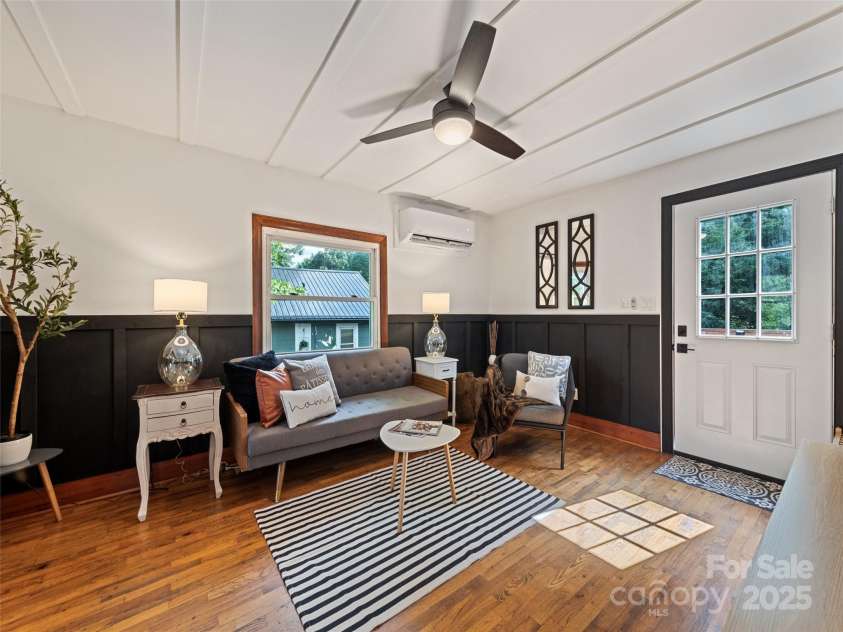 68 Piney Mountain Church Road, Candler, NC 28715.  MLS# CAR4253272, YatesRealty ID 16788. 