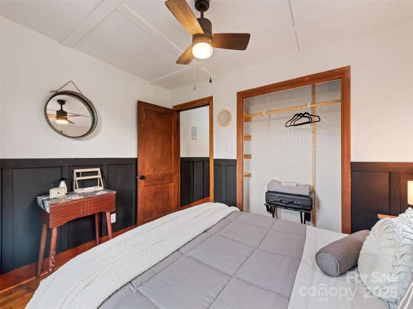 68 Piney Mountain Church Road, Candler, NC 28715.  MLS# CAR4253272, YatesRealty ID 16788. 