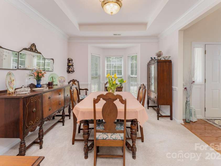 10322 Stoneykirk Lane, Charlotte, NC 28269.  MLS# CAR4258236, YatesRealty ID 16789. 
