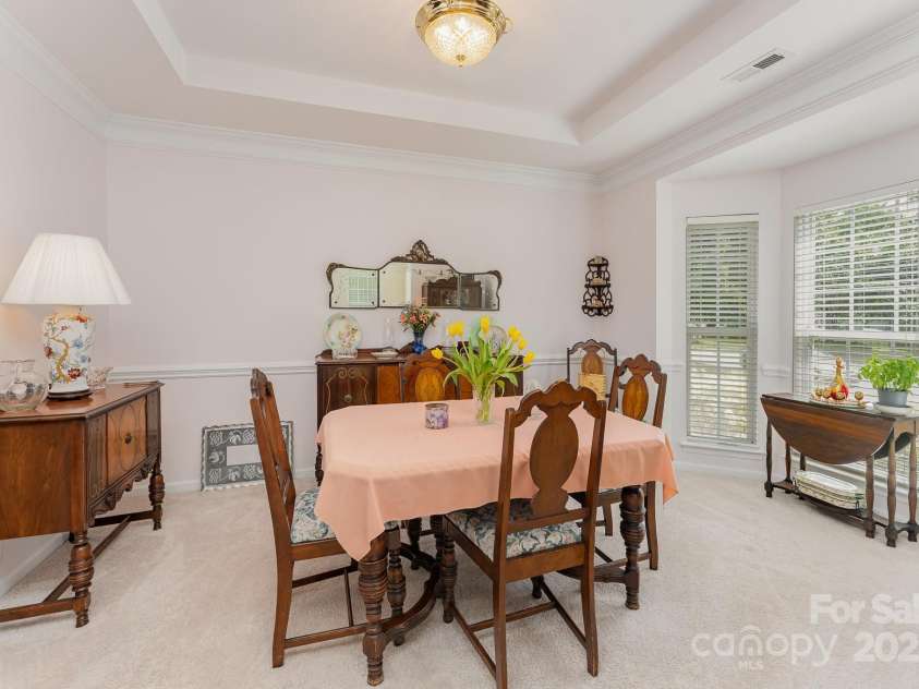10322 Stoneykirk Lane, Charlotte, NC 28269.  MLS# CAR4258236, YatesRealty ID 16789. 