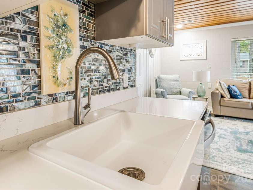 115 66th Street, Oak Island, NC 28465.  MLS# CAR4231737, YatesRealty ID 1679. 