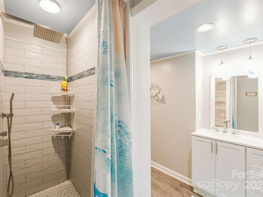 115 66th Street, Oak Island, NC 28465.  MLS# CAR4231737, YatesRealty ID 1679. 