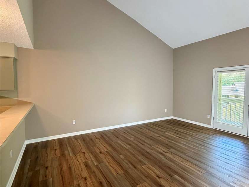 8 Creekside Lane, Asheville, NC 28803.  MLS# CAR4372545, YatesRealty ID 16791. 