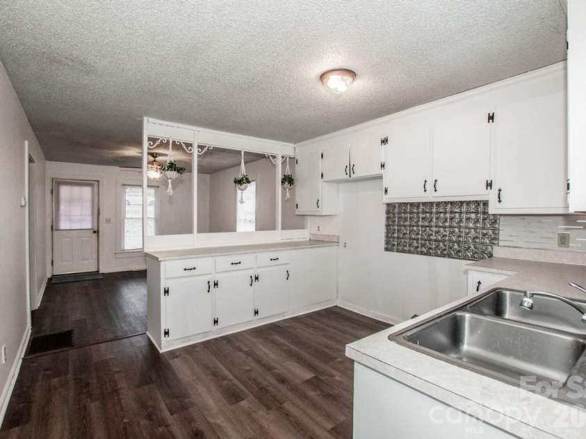 241 Pethel Street, Kannapolis, NC 28081.  MLS# CAR4353811, YatesRealty ID 16793. Kitchen