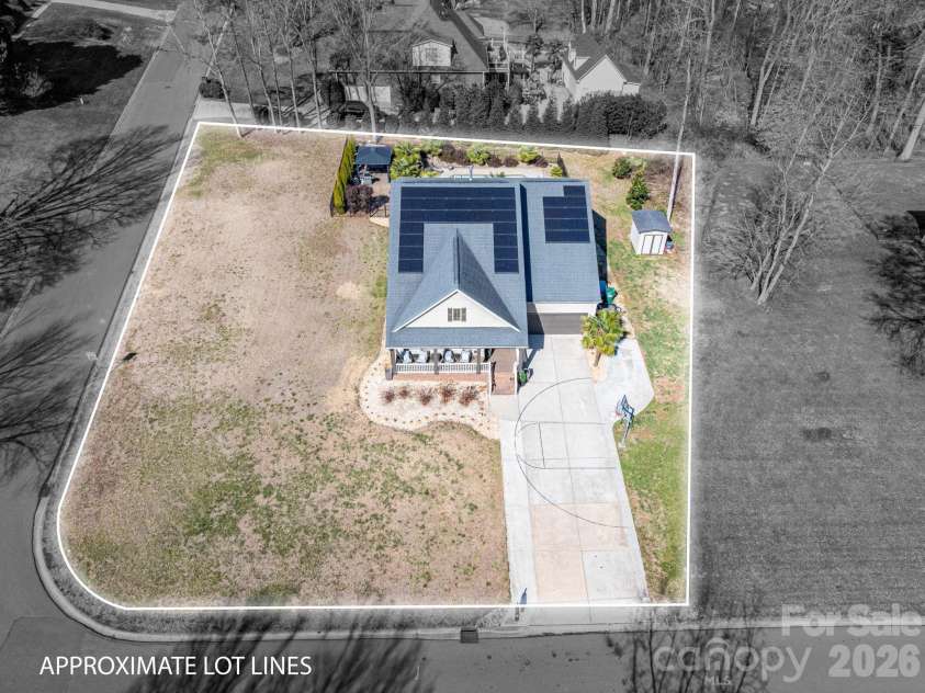 1819 Chesterfield Drive, Belmont, NC 28012.  MLS# CAR4349946, YatesRealty ID 16794. 