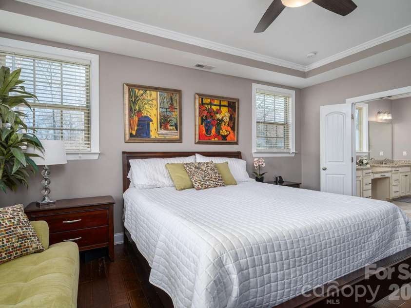 1819 Chesterfield Drive, Belmont, NC 28012.  MLS# CAR4349946, YatesRealty ID 16794. Primary Bedroom
