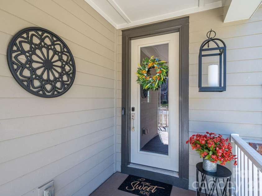 1819 Chesterfield Drive, Belmont, NC 28012.  MLS# CAR4349946, YatesRealty ID 16794. Welcome Inside