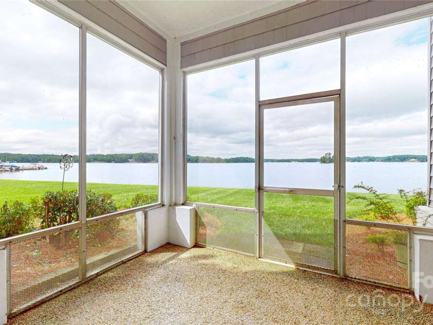 401 Lake Club Drive, Rock Hill, SC 29732.  MLS# CAR4264641, YatesRealty ID 16794. 