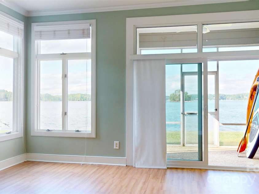 401 Lake Club Drive, Rock Hill, SC 29732.  MLS# CAR4264641, YatesRealty ID 16794. 