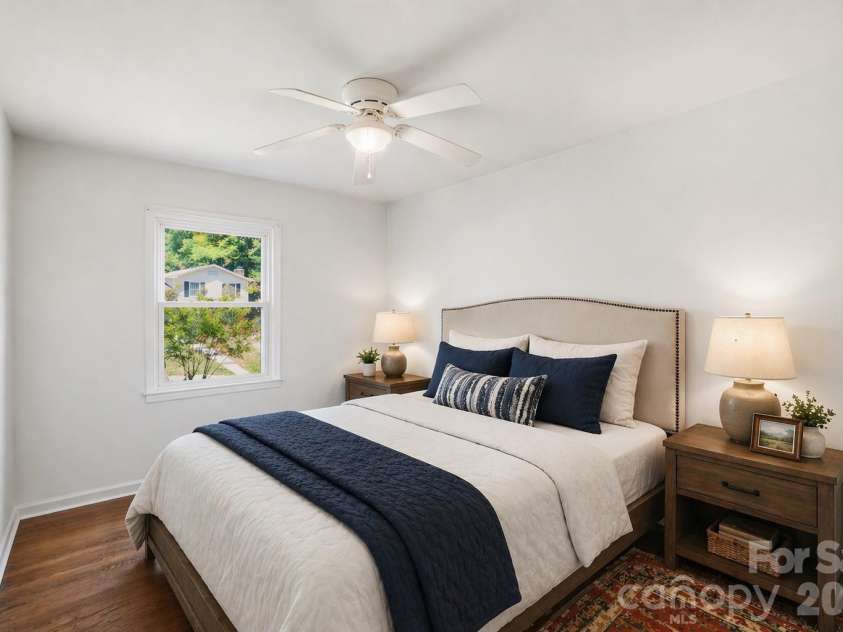 5000 Glenbrier Drive, Charlotte, NC 28212.  MLS# CAR4364700, YatesRealty ID 16795. Virtually staged