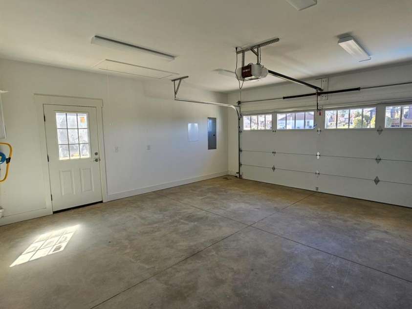 178 Waightstill Drive, Arden, NC 28704.  MLS# CAR4007759, YatesRealty ID 16796. 