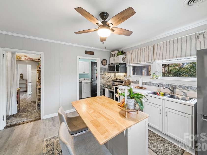 647 Still Street, Chester, SC 29706.  MLS# CAR4343695, YatesRealty ID 16798. 