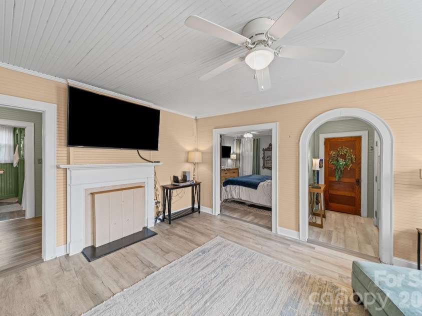 647 Still Street, Chester, SC 29706.  MLS# CAR4343695, YatesRealty ID 16798. 