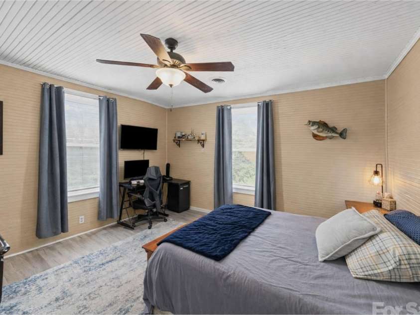 647 Still Street, Chester, SC 29706.  MLS# CAR4343695, YatesRealty ID 16798. 