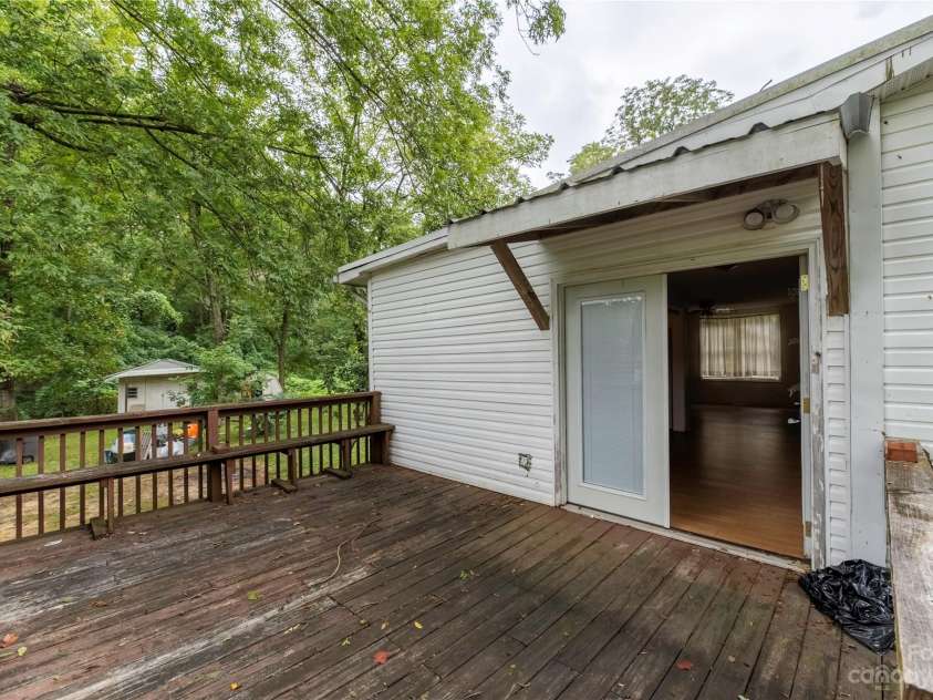 440 Oakland Avenue, Statesville, NC 28677.  MLS# CAR4080981, YatesRealty ID 168. Back Deck -off Addition