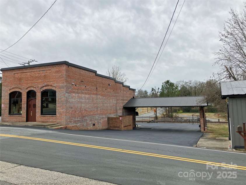 157 Main Street, Bostic, NC 28018.  MLS# CAR4329921, YatesRealty ID 1680. Front view from (Pearidge Rd)