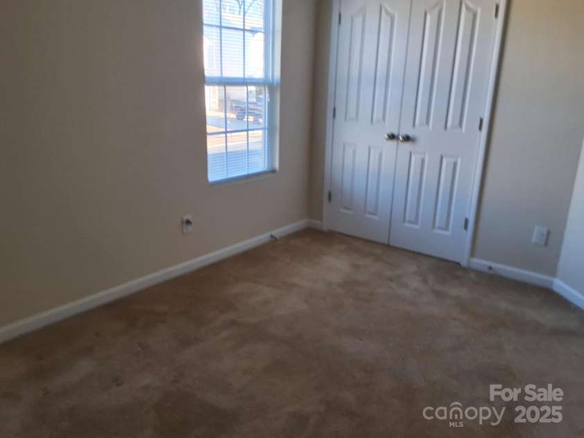 4529 Esmeralda Drive, Charlotte, NC 28269.  MLS# CAR4216566, YatesRealty ID 1680. 