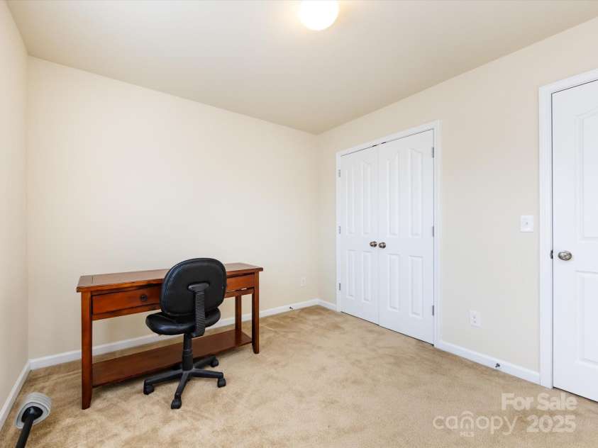 4529 Esmeralda Drive, Charlotte, NC 28269.  MLS# CAR4216566, YatesRealty ID 1680. 