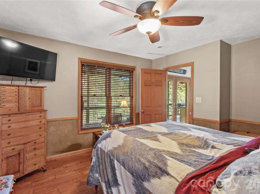 153 Mcgregor Lane, Statesville, NC 28625.  MLS# CAR4314414, YatesRealty ID 16800. 