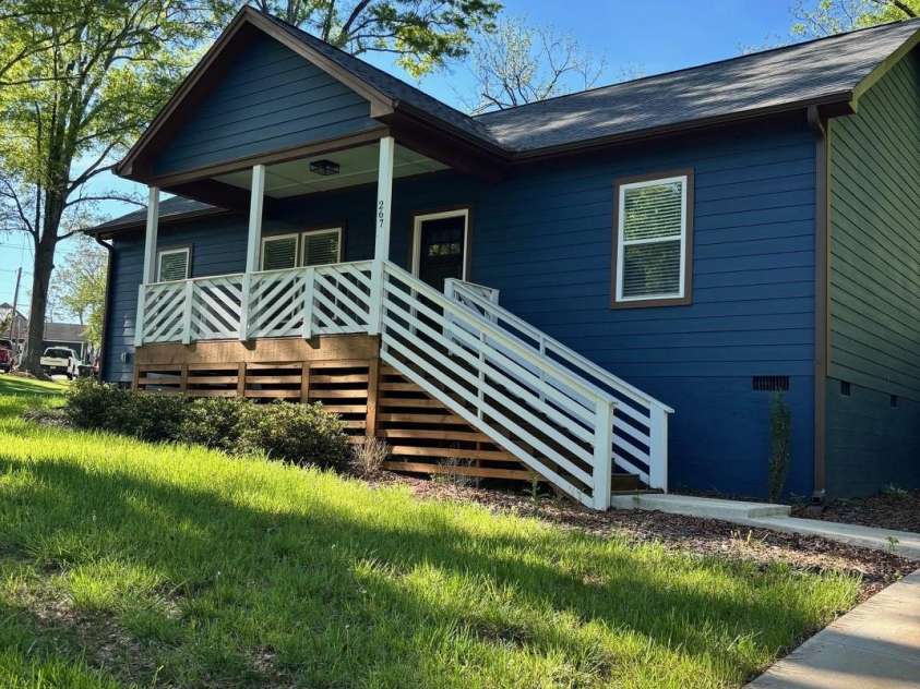267 Jefferson Street, York, SC 29745.  MLS# CAR4366994, YatesRealty ID 16803. 