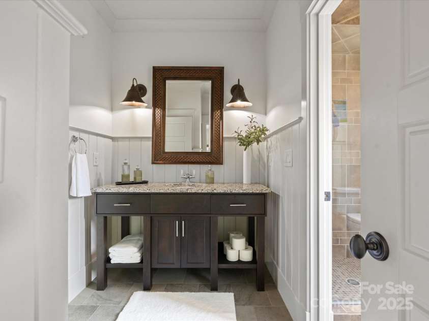 7906 Skye Lochs Drive, Waxhaw, NC 28173.  MLS# CAR4253185, YatesRealty ID 16803. 