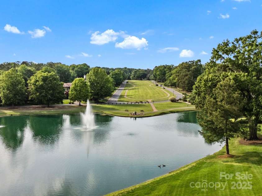 7906 Skye Lochs Drive, Waxhaw, NC 28173.  MLS# CAR4253185, YatesRealty ID 16803. 