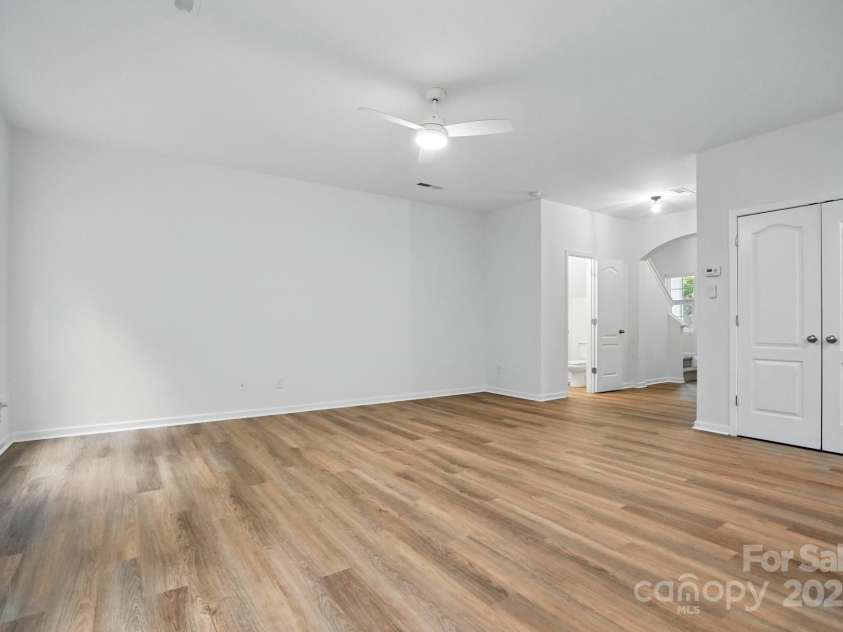 6322 Sydney Mae Lane, Charlotte, NC 28262.  MLS# CAR4260028, YatesRealty ID 16804. 