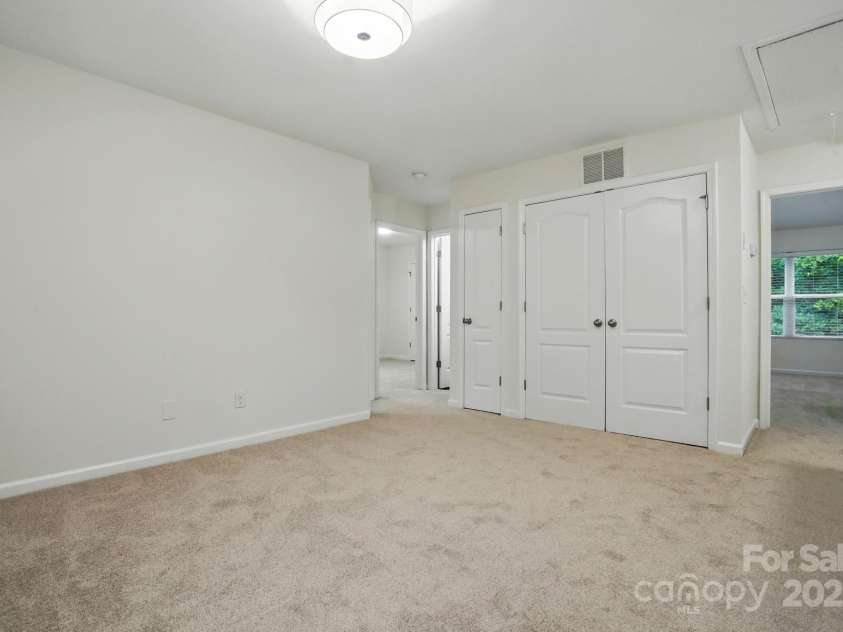 6322 Sydney Mae Lane, Charlotte, NC 28262.  MLS# CAR4260028, YatesRealty ID 16804. 