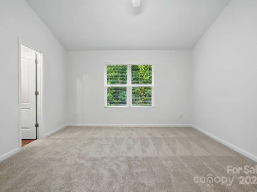 6322 Sydney Mae Lane, Charlotte, NC 28262.  MLS# CAR4260028, YatesRealty ID 16804. 