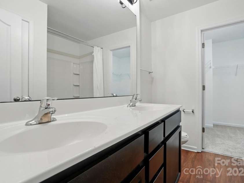 6322 Sydney Mae Lane, Charlotte, NC 28262.  MLS# CAR4260028, YatesRealty ID 16804. 
