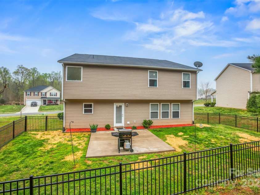 200 Boysenberry Drive, China Grove, NC 28023.  MLS# CAR4242502, YatesRealty ID 16805. 