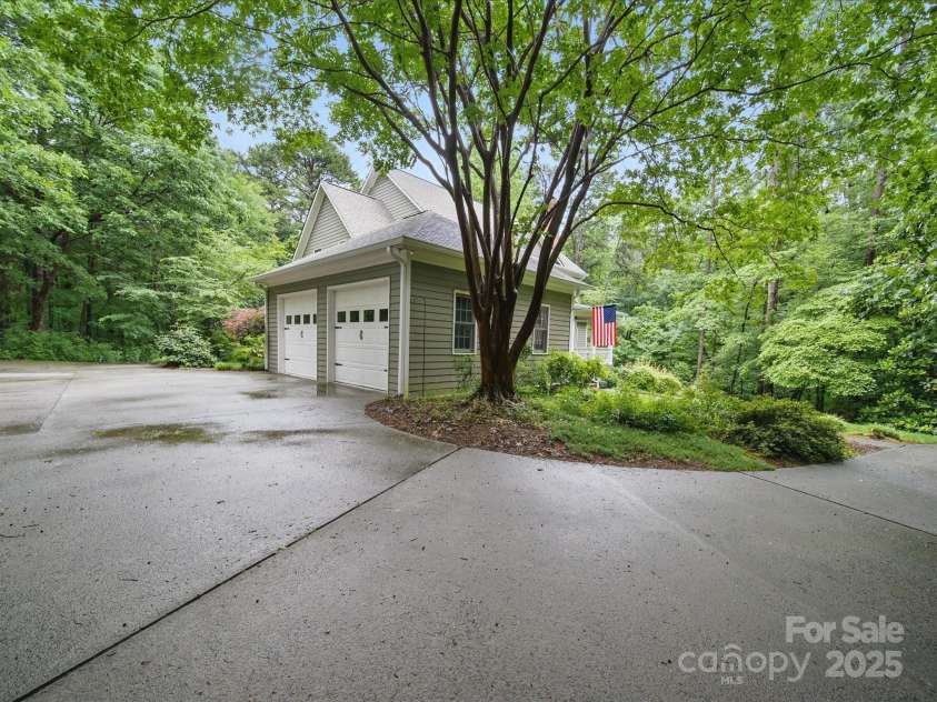 550 Burrage Road, Concord, NC 28025.  MLS# CAR4264383, YatesRealty ID 16806. 