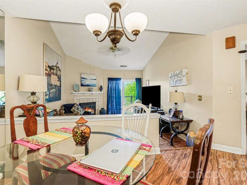 18809 Nautical Drive, Cornelius, NC 28031.  MLS# CAR4365474, YatesRealty ID 16807. 