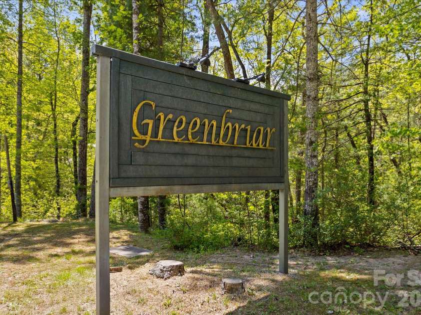 100 Greenbriar Avenue, Flat Rock, NC 28731.  MLS# CAR4373897, YatesRealty ID 16808. 