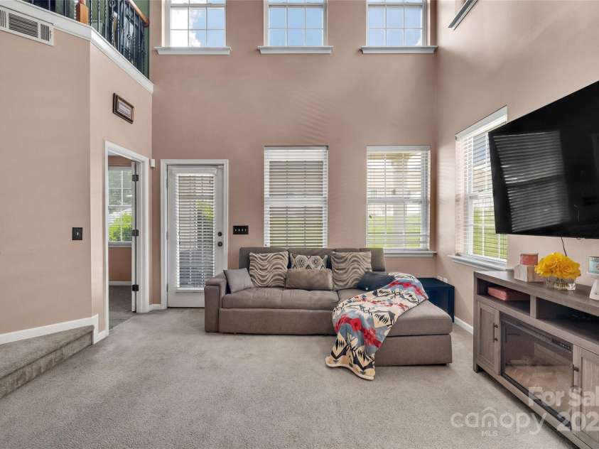 9614 Turning Wheel Drive, Charlotte, NC 28214.  MLS# CAR4257230, YatesRealty ID 16808. 
