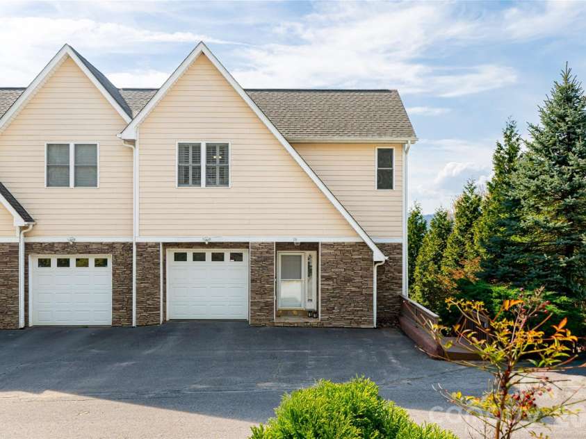 116 Dalya Road, Swannanoa, NC 28778.  MLS# CAR4346985, YatesRealty ID 16809. 