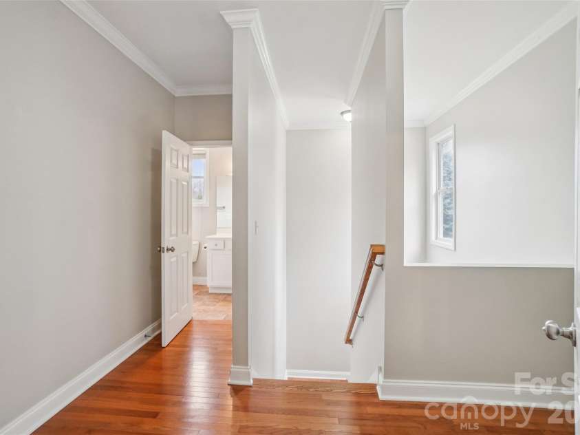 116 Dalya Road, Swannanoa, NC 28778.  MLS# CAR4346985, YatesRealty ID 16809. 