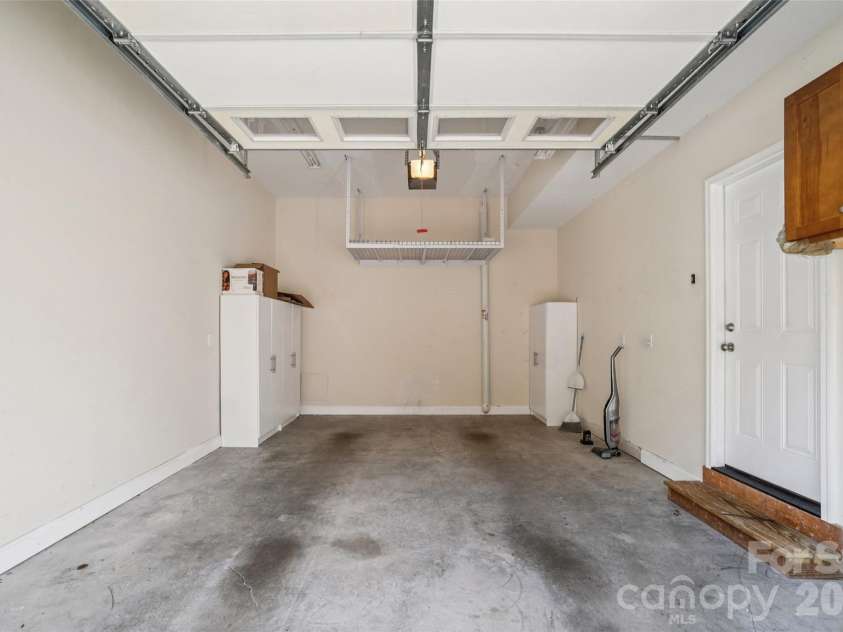 116 Dalya Road, Swannanoa, NC 28778.  MLS# CAR4346985, YatesRealty ID 16809. 