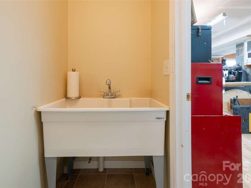 116 Dalya Road, Swannanoa, NC 28778.  MLS# CAR4346985, YatesRealty ID 16809. 