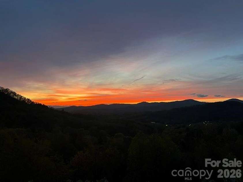 116 Dalya Road, Swannanoa, NC 28778.  MLS# CAR4346985, YatesRealty ID 16809. 
