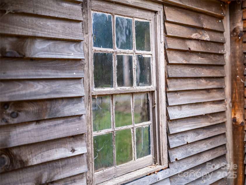 1 Mustang Drive, Leicester, NC 28748.  MLS# CAR4327824, YatesRealty ID 1681. 