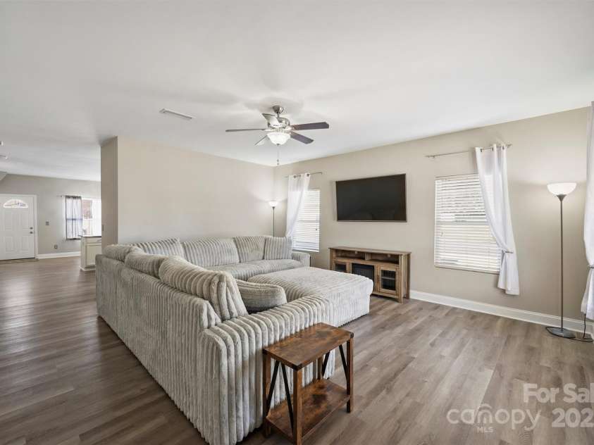 1008 Newton Avenue, Rock Hill, SC 29732.  MLS# CAR4232677, YatesRealty ID 16810. 