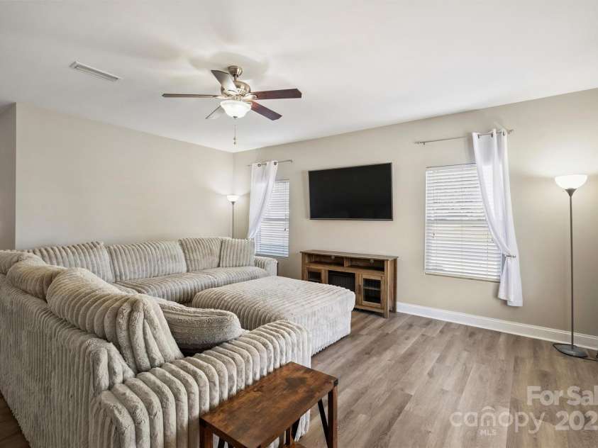 1008 Newton Avenue, Rock Hill, SC 29732.  MLS# CAR4232677, YatesRealty ID 16810. 