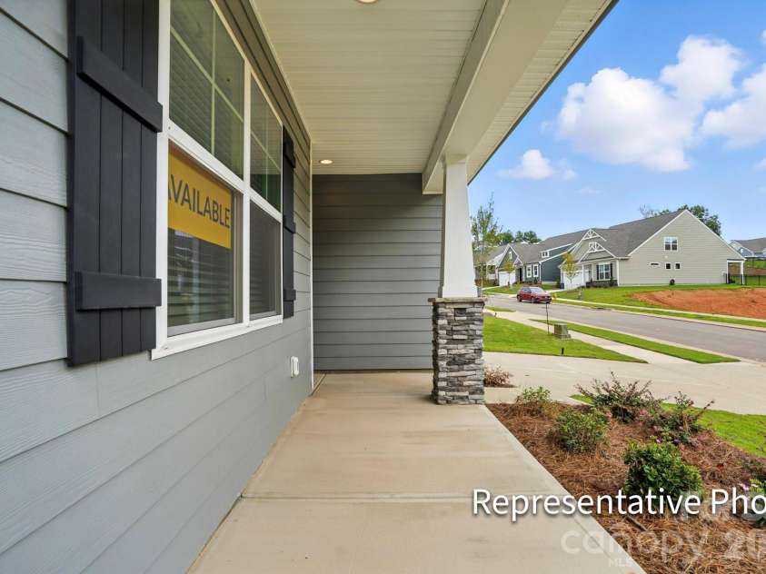 2042 Mantle Ridge Drive, Indian Trail, NC 28079.  MLS# CAR4368326, YatesRealty ID 16810. 
