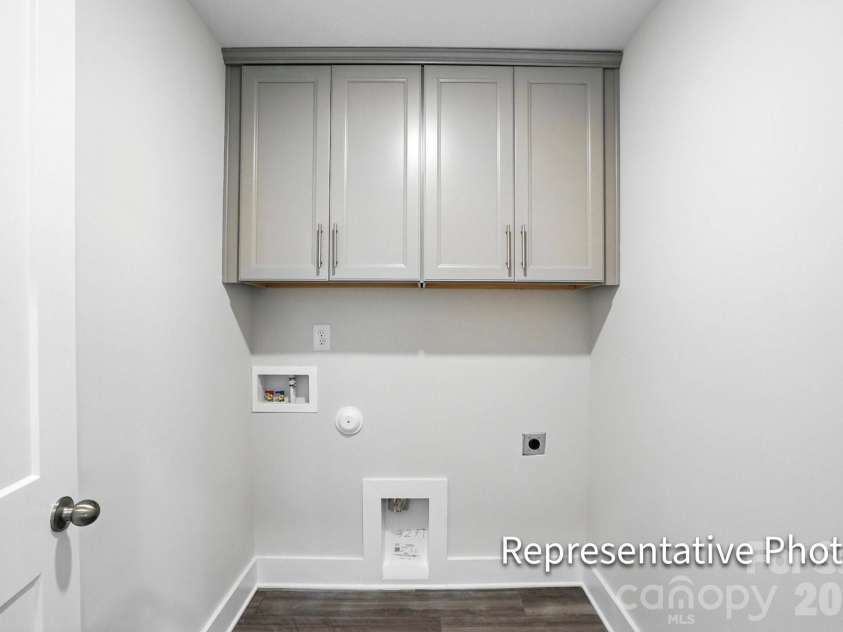 2042 Mantle Ridge Drive, Indian Trail, NC 28079.  MLS# CAR4368326, YatesRealty ID 16810. 