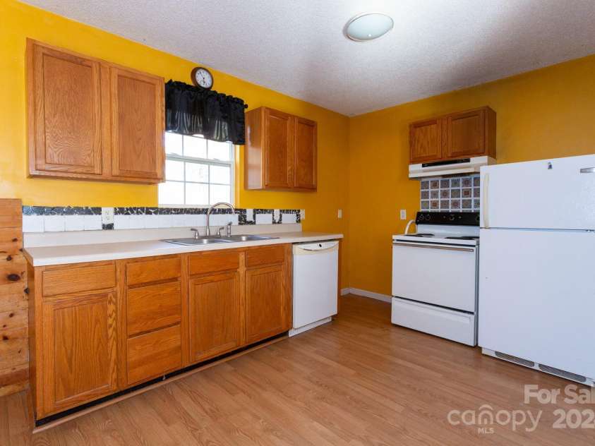 4020 Old 10 Highway, Nebo, NC 28761.  MLS# CAR4198420, YatesRealty ID 16813. 
