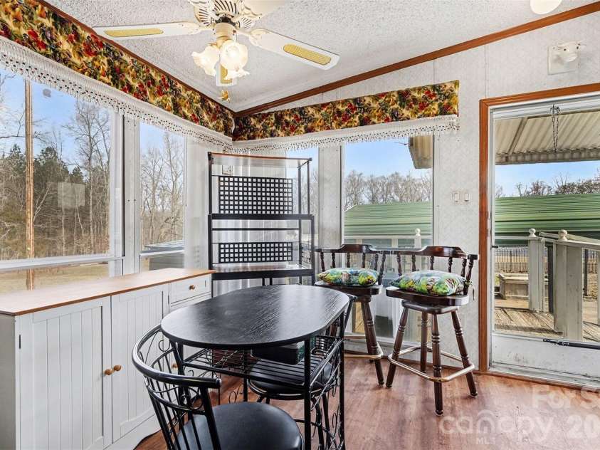 108 Twisted Oak Lane, Gastonia, NC 28052.  MLS# CAR4349616, YatesRealty ID 16814. 