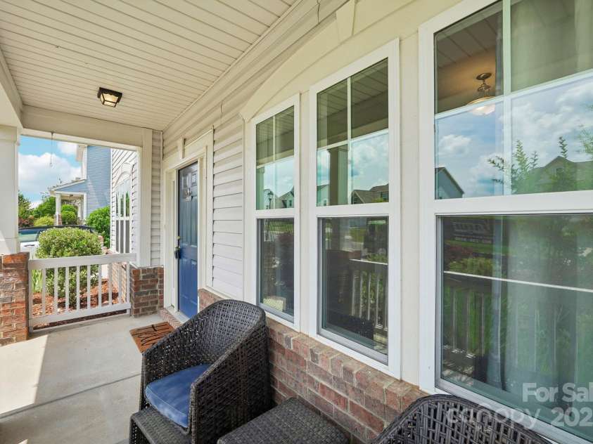 3218 Gilroy Drive, Fort Mill, SC 29707.  MLS# CAR4257644, YatesRealty ID 16814. 