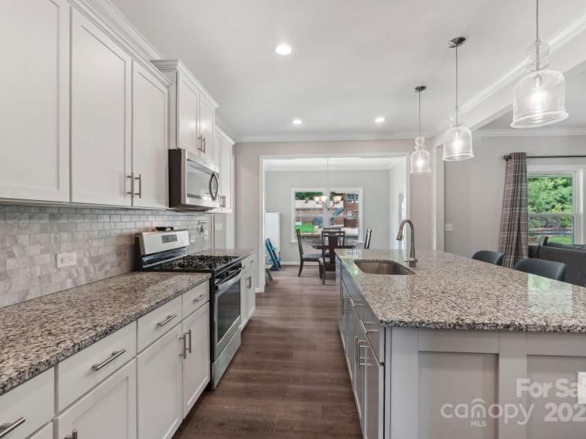 3218 Gilroy Drive, Fort Mill, SC 29707.  MLS# CAR4257644, YatesRealty ID 16814. 
