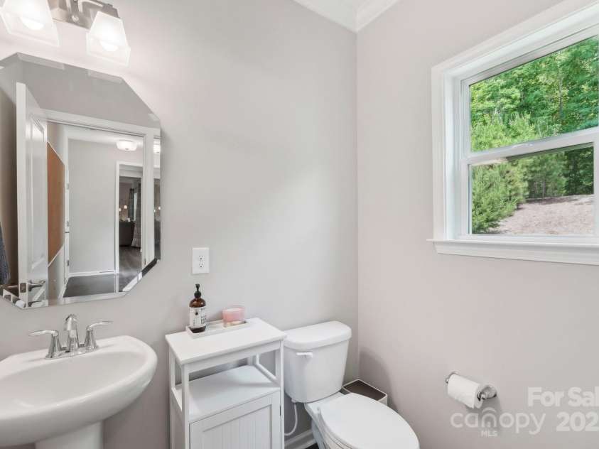 3218 Gilroy Drive, Fort Mill, SC 29707.  MLS# CAR4257644, YatesRealty ID 16814. 